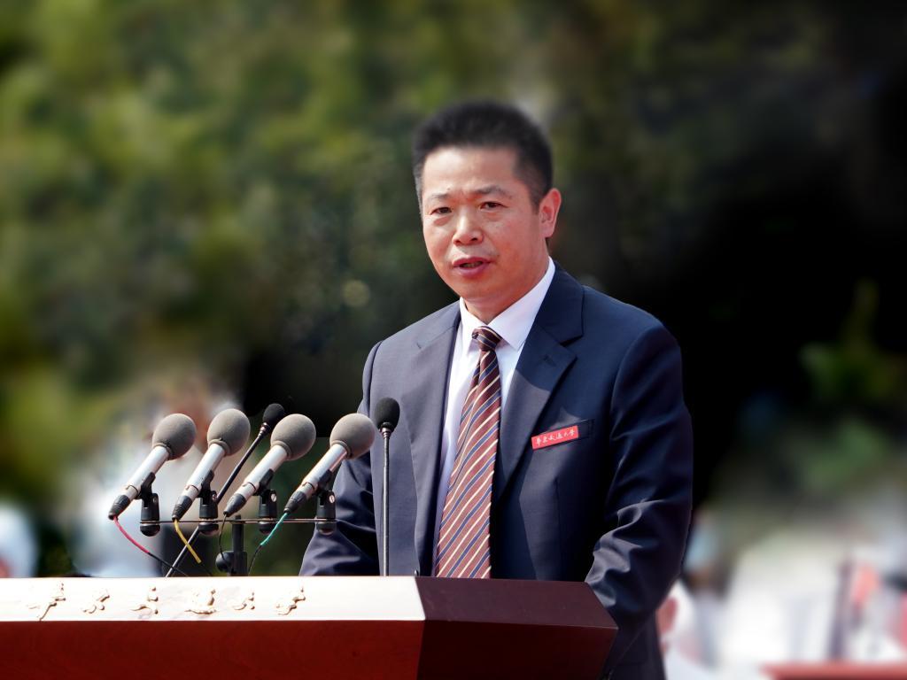 校党委副书记、副校长徐长节（主持行政工作）代表学校致辞。