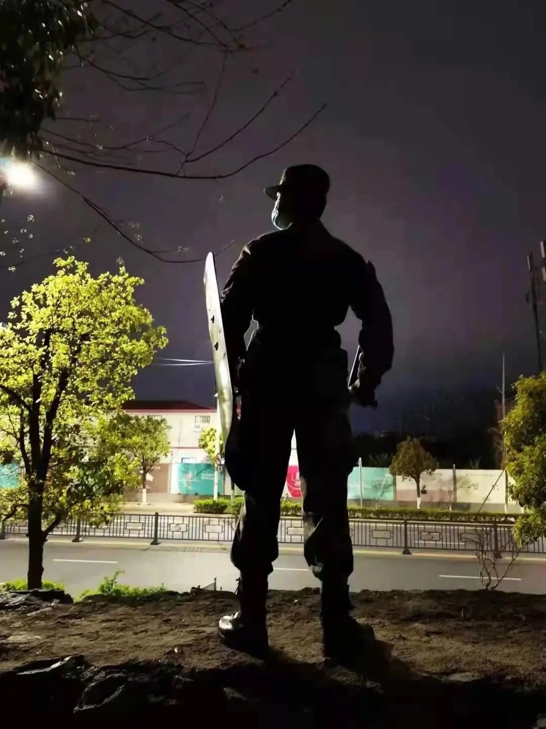 beat365正版唯一官网必一：以铁人铁军的铁血作风筑就疫情防控铜墙铁壁