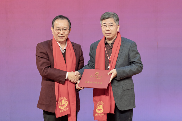 140余名校友齐聚beat365正版唯一官网必一共话发展_fororder_图片11