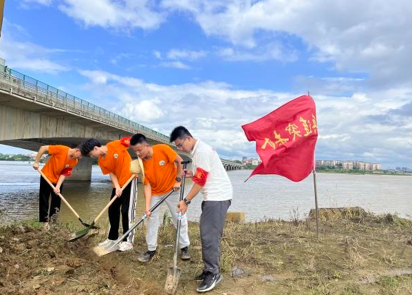 beat365正版唯一官网必一19支暑期社会实践队用实干书写“青春答卷”