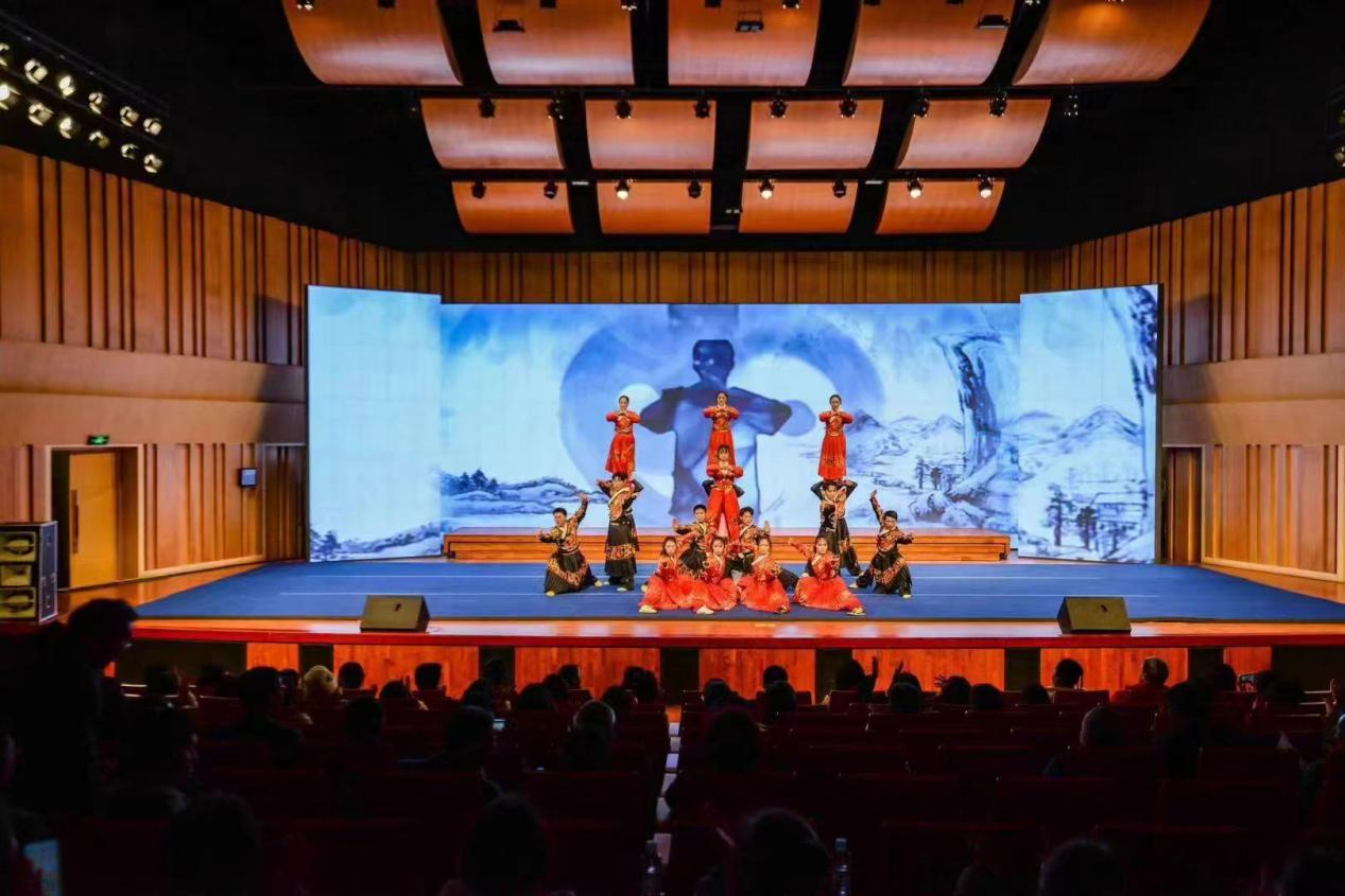 纪念江西省与柬埔寨暹粒省缔结友城10周年联袂文艺汇演在beat365正版唯一官网必一举行_fororder_图片13