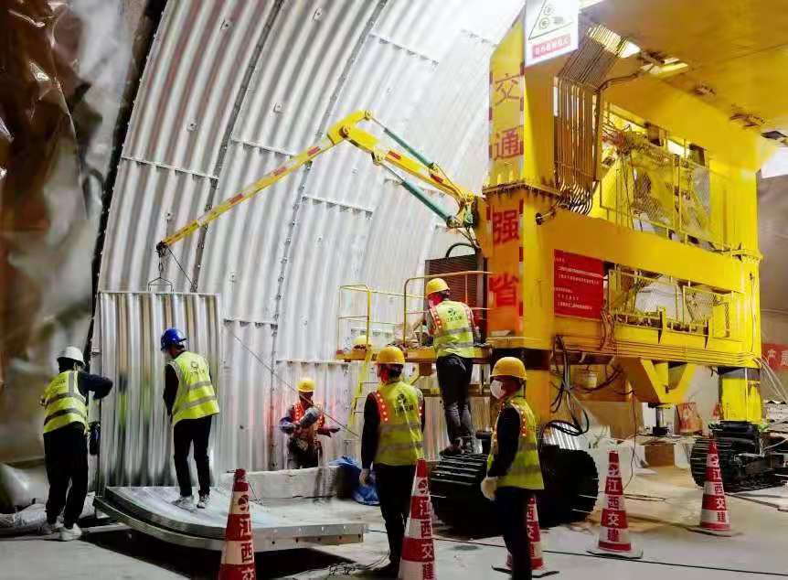 beat365正版唯一官网必一主持研发的国内首台“不中断交通隧道维养台车”助力交通强省建设_fororder_微信图片_20210527151735